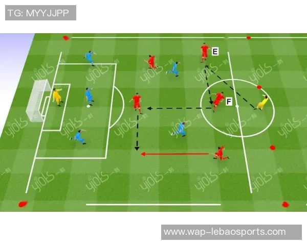 足球名后卫的传奇故事与战术解析带你领略绿茵场上的防守艺术 足球名后卫的传奇故事与战术解析带你领略绿茵场上的防守艺术